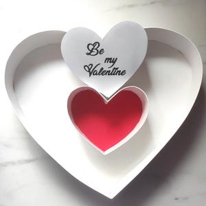 Be my Valentine Gift box - Empty Heart Tray for Flowers and Sweet Surprises - with Mini Box with lid for Jewelry and Small Gifts