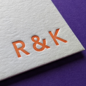 Gepersonaliseerde monogram initialen boekdruk platte notitiekaarten - correspondentiekaarten - inktkleur naar keuze. Briefpapier stel