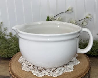 Vintage White Pfaltzgraff Large Batter Mixing Bowl with Handle, 464
