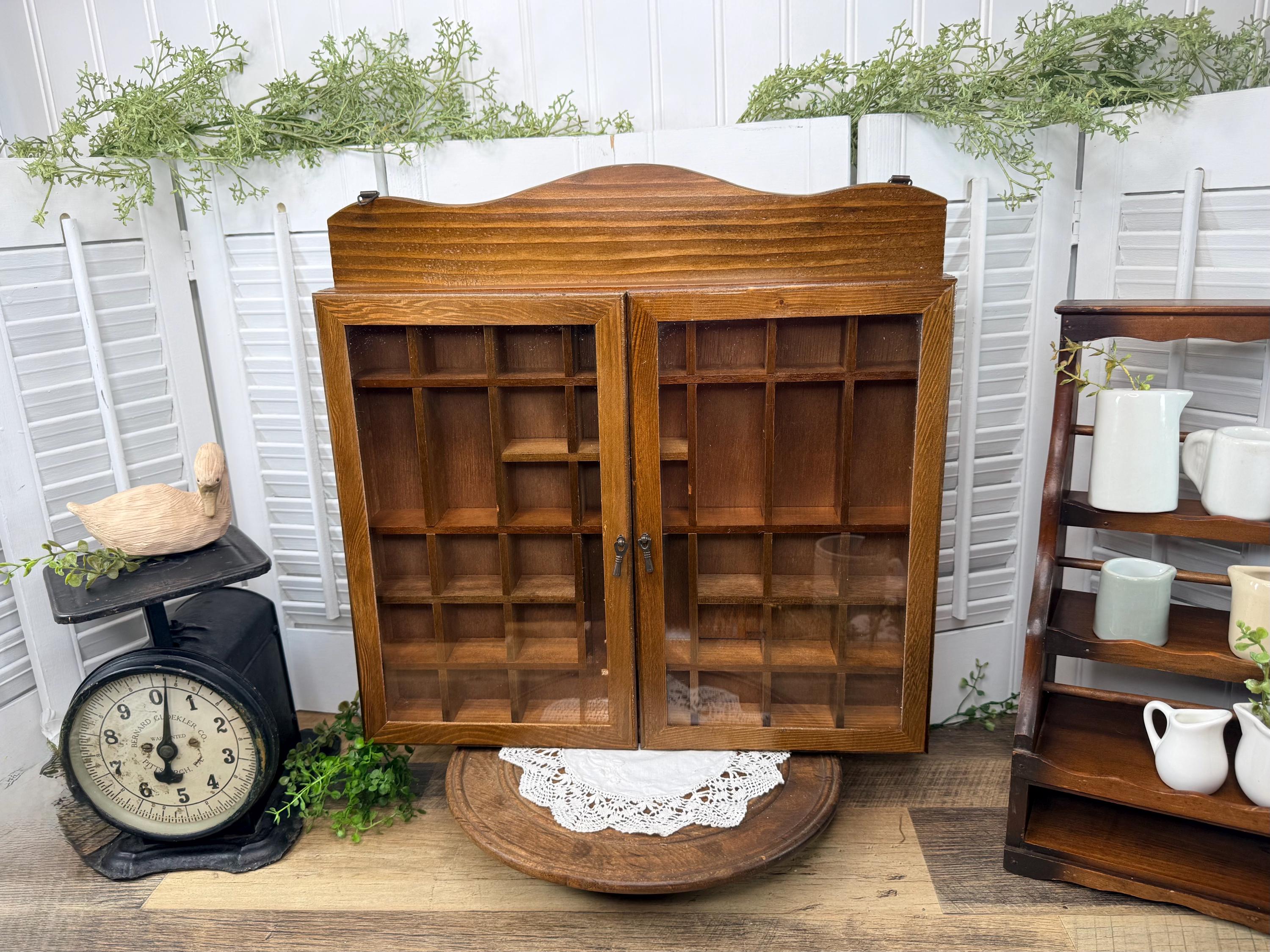 ヴィンテージ glass shelf Vintage Glass Shelf - Etsy