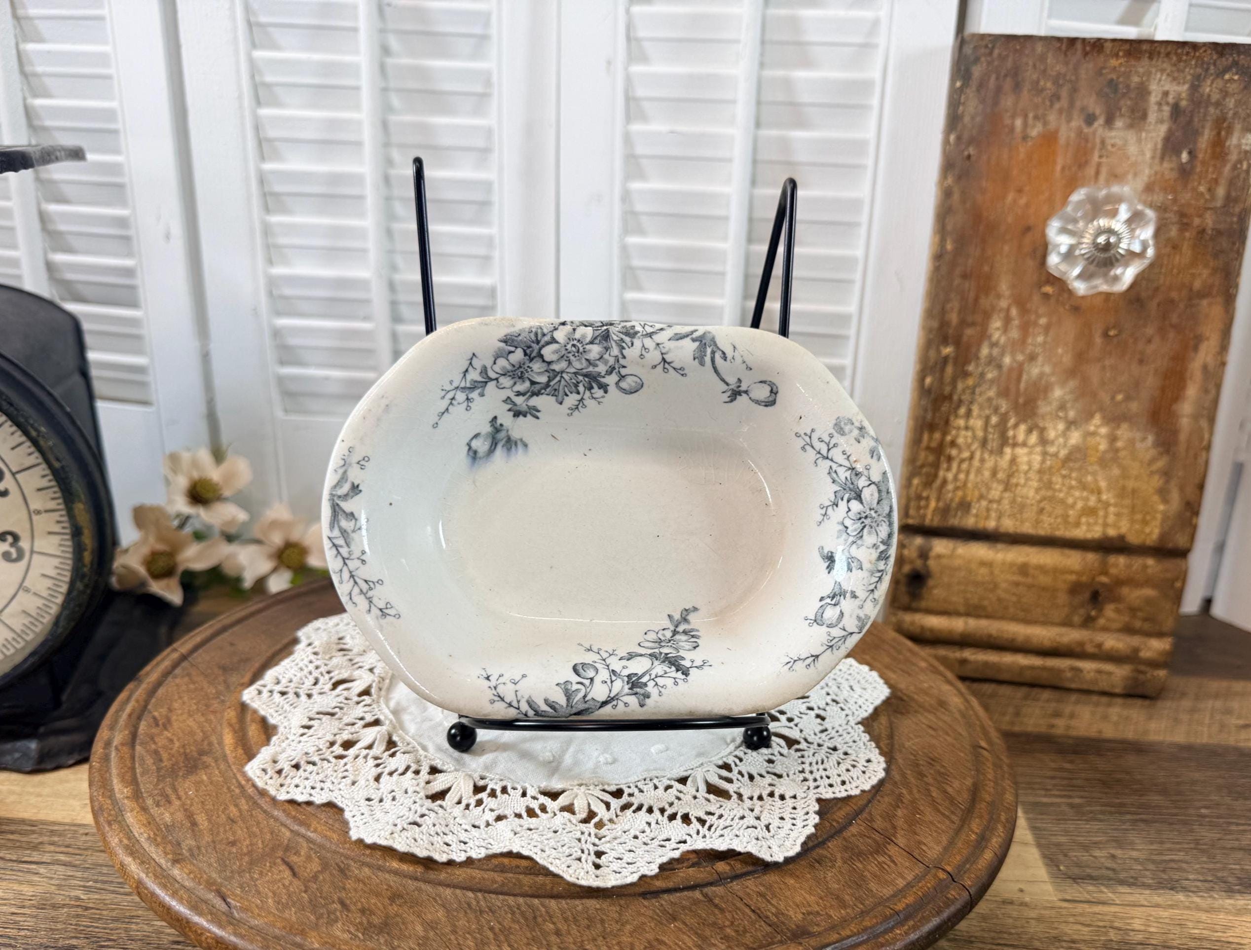 Chelsea Pottery - Etsy