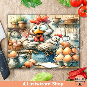 Op de afbeelding: Rechthoekige snijplank met een aquarel illustratie van een kip en twee kuikens in een keuken. De kip draagt een blauw schort en is omringd door eieren, keukengerei en een eierkorf. De tekst "Lastwizard Shop" staat onderaan.