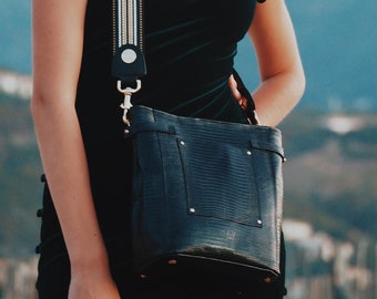 Bucket bag + shoulder strap - Black imitation lizard leather - Santa Fé Collection