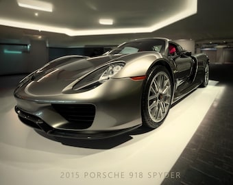 Porsche 918 Spyder Metallic Print: Newport Car Museum