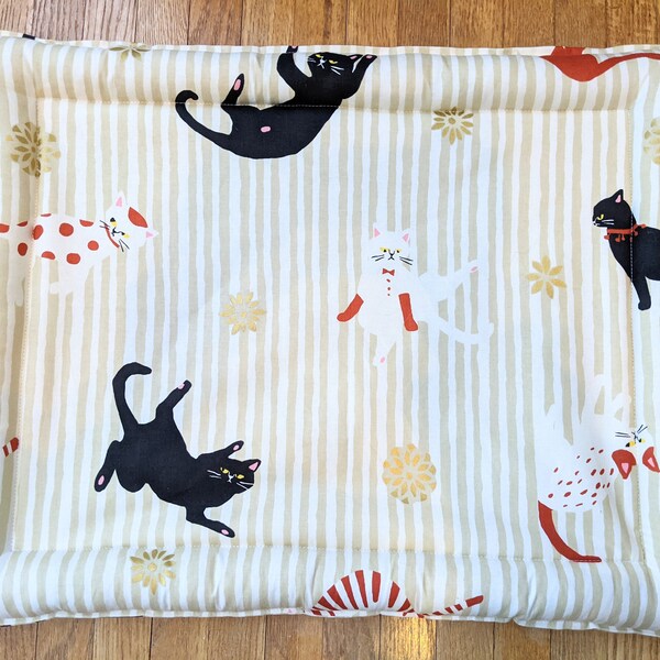 Ready to Ship - Catnip & Silvervine Filled Cat Bed Cream