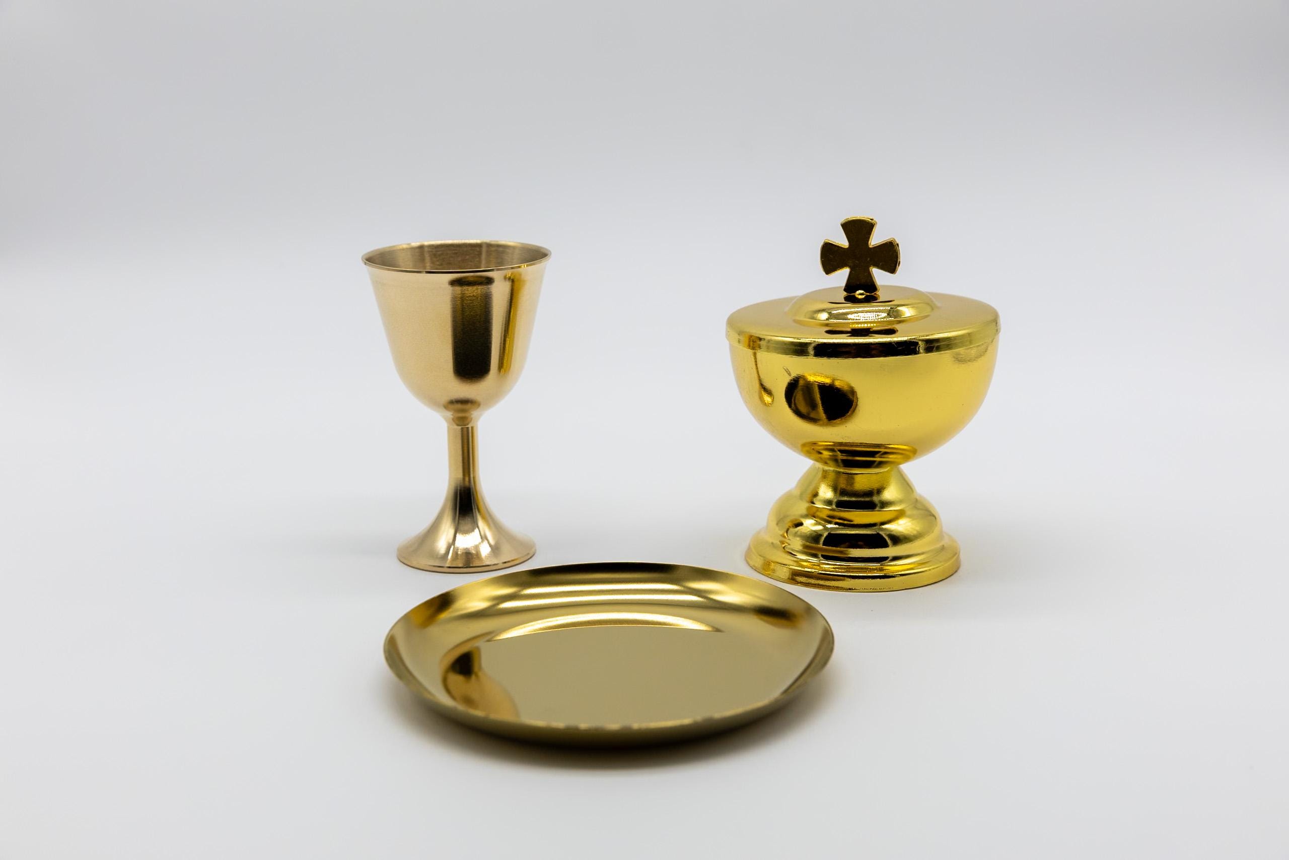Children’s Metal Ciborium, Chalice, and Paten Set – Perfect for Playing Mass and Learning Faith