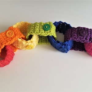 Montessori Practical Life Skills Buttoning & Unbuttoning Rainbow Color Chain Fine Motor skills Crochet Kids Activity