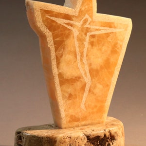MODERN CROSS Original, ein von einer Art Skulptur, erstellt in Grand Canyon Onyx auf Onyx Basis