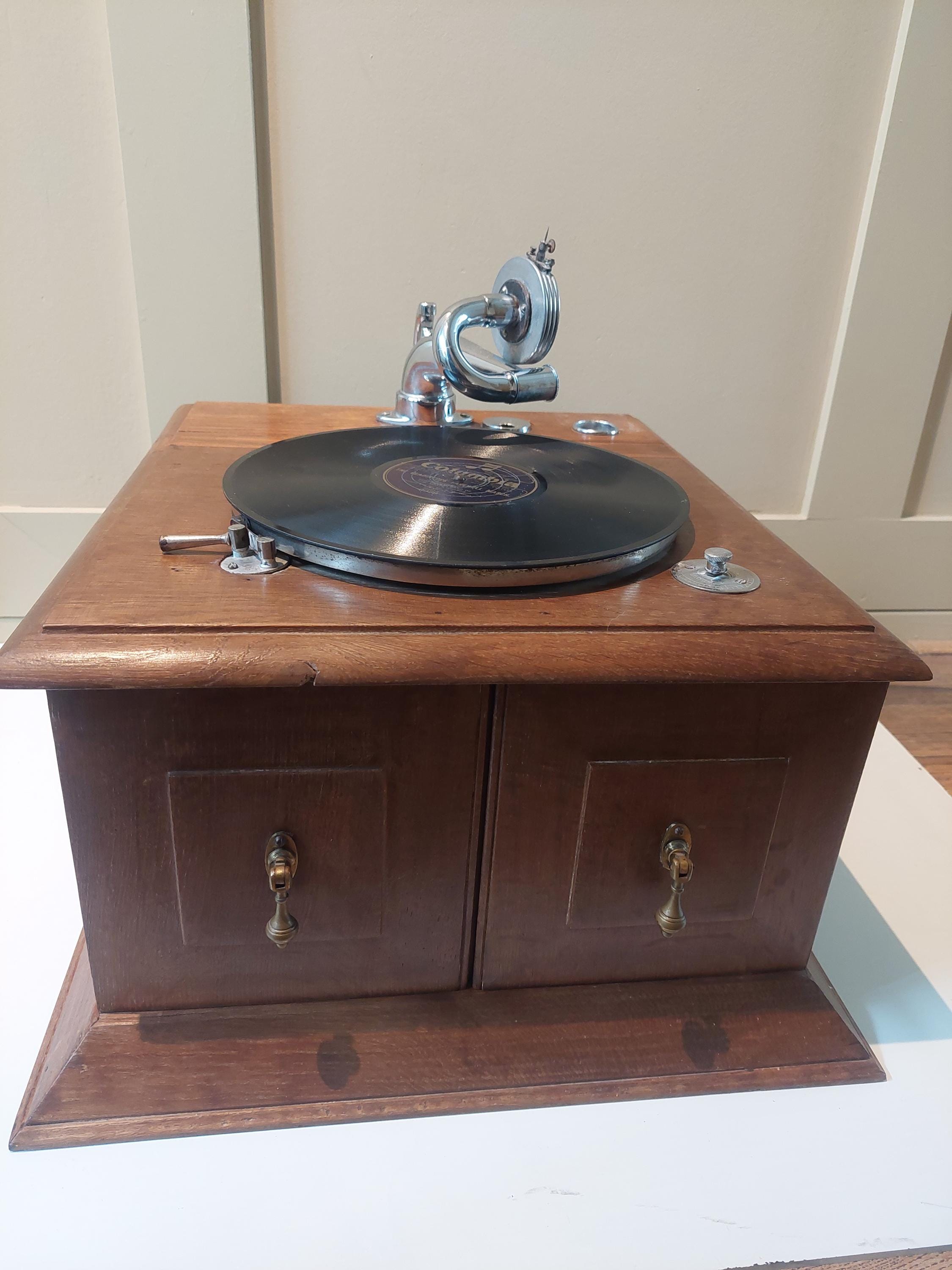 Thorens Gramophone - Etsy