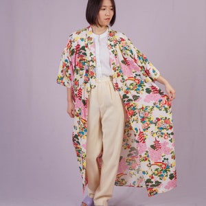 Vintage Kimono with Floral pattern image 3