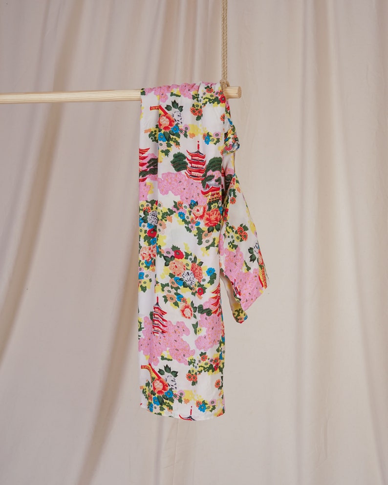 Vintage Kimono with Floral pattern image 6