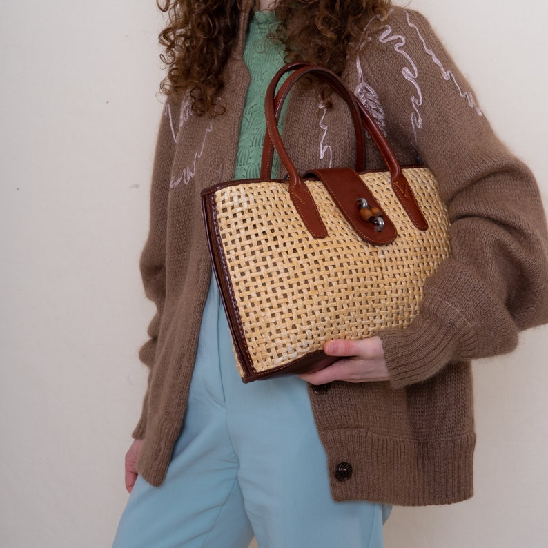vintage straw-bag wicker bag