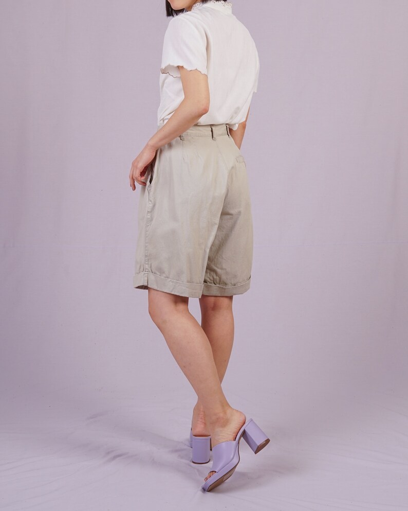 Taupe High-waist Shorts image 4