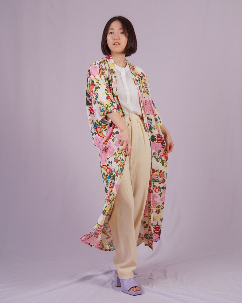 Vintage Kimono with Floral pattern image 1