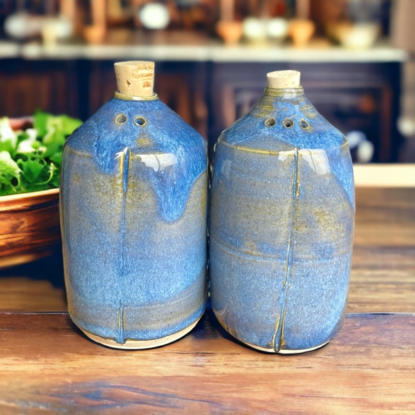 Ceramic salt and pepper shaker set, handmade blue salt and pepper shakers, ceramic spice shakers with cork top, made with stoneware clay.