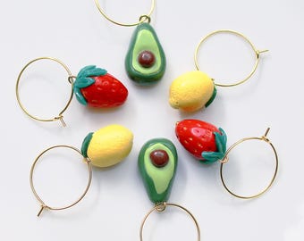 Brincos de Argola com Frutas, Brincos de Argola com Limão, Morango e Abacate, Brincos de Argola, Brincos Marcantes, Brincos para Primavera/Verão, Brincos de Argila Polimérica, Miniaturas de Comida