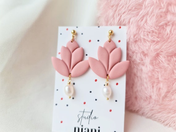 Lotus pearl deals earrings