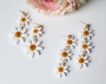 Daisy Earrings, Earrings, Clay Earrings, Polymer Clay Floral Earrings, Summer Earrings, Spring Earrings, Daisy Statement Earrings, Handmade