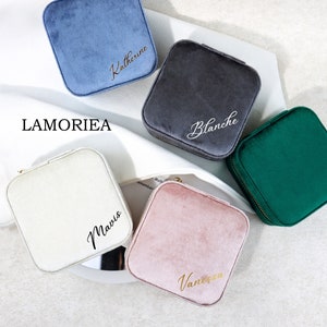 Personalized Velvet Jewelry Box Girls Jewelry box Velvet surface jewelry box Jewelry case, Travel jewelry box with name, Bridesmaid proposal