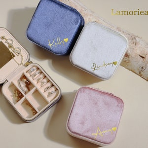 Personalised Velvet Jewellery Box Girls Jewelry box  Women Jewelry case, Travel jewelry box with name, Bridesmaid proposal gifts