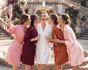 Personalized Bridesmaid Robes, Matching Bridal Robes, Custom Bride Robe, Wedding Morning Robe, Bridesmaid Proposal Gift, Bride to Be Gift