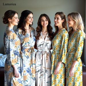 Personalized Holiday Robes, Floral Robes, Summer Robes, Honeymoon Robes, Bride to be, Bridal Shower Robes, Matching Robes, Womens Robes
