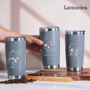 Vaso de 20 oz con calavera floral de Halloween personalizado, vaso grabado con láser, taza de acero inoxidable de Halloween, vaso aislado