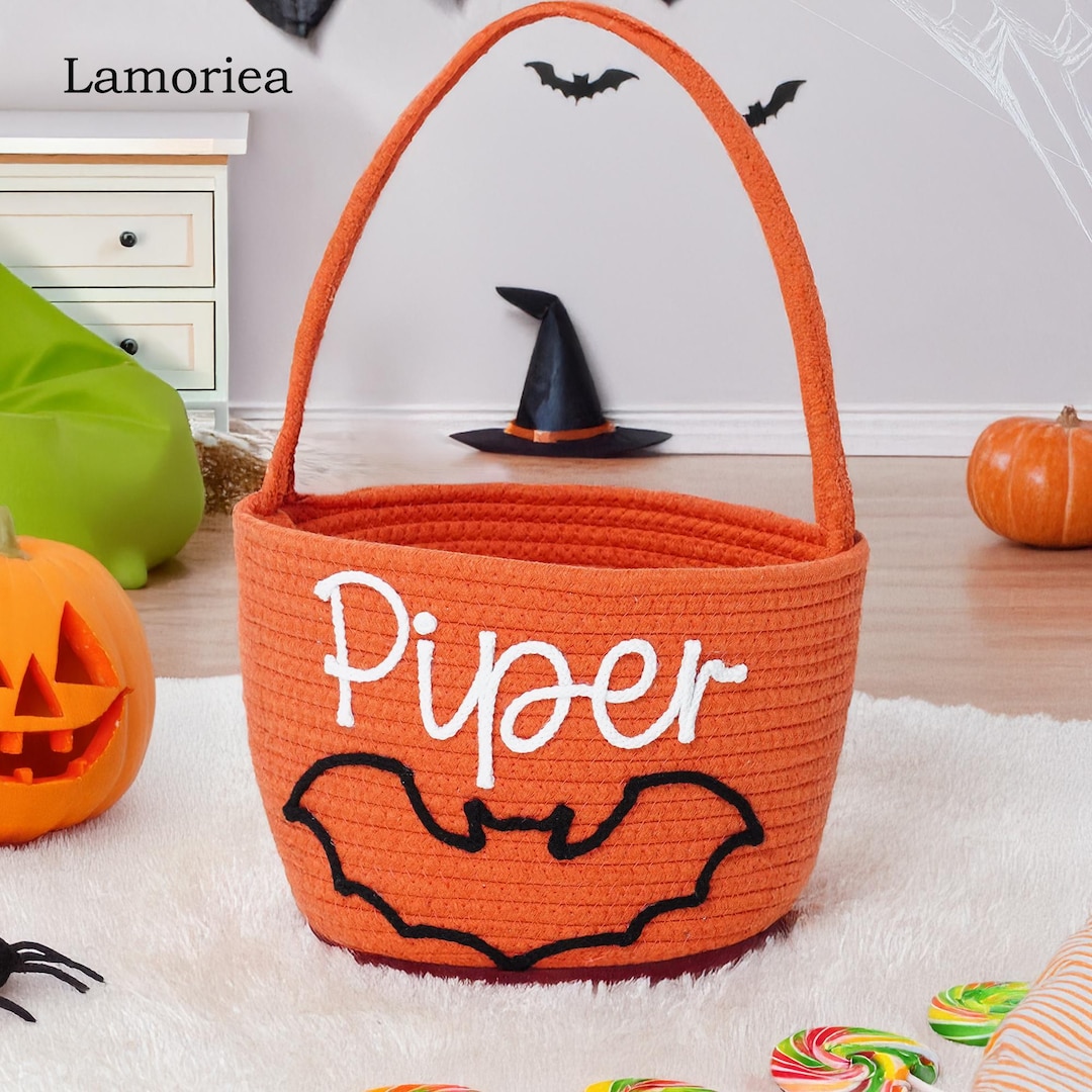 Personalisierter Halloween-Korb, Kindernamenkorb, Halloween-Süßigkeitskorb, Halloween-Geschenk für Kinder, Halloween-Dekor, Halloween-Leckereikorb