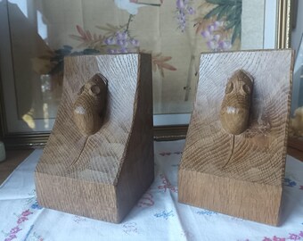 Sujetalibros vintage de roble "Mouseman" (un par) - Robert Thompson de Kilburn - c. 1970