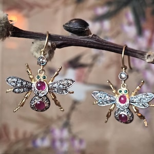 Earrings, Vintage - Diamond, Ruby & Emerald - Beetle Shaped  - Silver Gilt 925.
