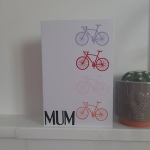 Carte d'anniversaire, pour elle, vélo de course, carte de voeux, rose, nuances de violet, au choix, sur commande, peut être personnalisé, fête des mères
