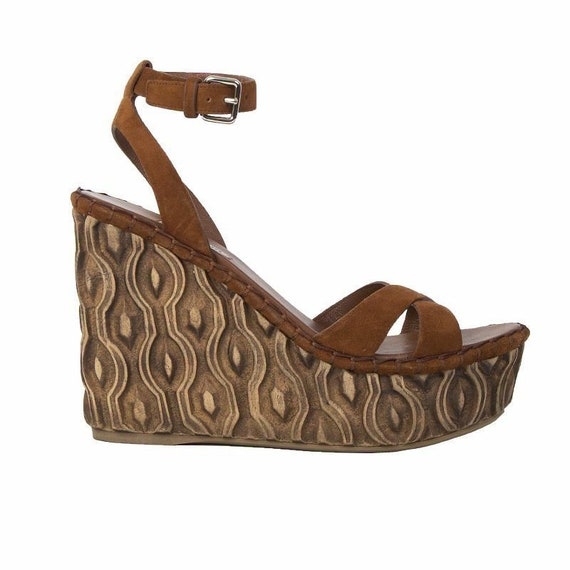 52946 auth MIU MIU brown suede leather Platform We