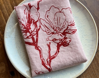 Paño de cocina de lino con flores de cerezo – estampado a mano | Rosa y rojo cereza | Serigrafiado | Textiles de cocina sostenibles | Decoración primaveral