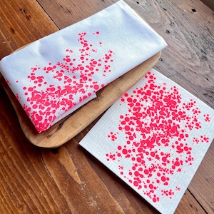 Set of tea towels + sponge cloth printed in neon red, screen printing, neon trend, gift for Scandinavia fan, modern kitchen towels