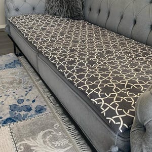 Cover pads for sofa, Slipcovers, Couch Protector, Sofa Pad, Sofa Topper, Furniture protector for Pets, Sofa Pad Cover