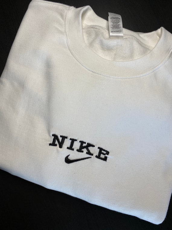 White Vintage Nike Logo Embroidered Crew Neck | Etsy