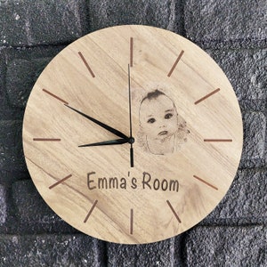 Personalisierte Gravierte Foto Uhr: Benutzerdefinierte Holz Kinderzimmer Dekor