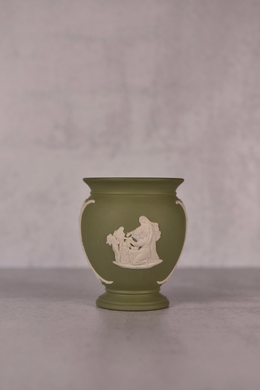 Vintage Wedgwood Green Vessel Vase 4 Etsy