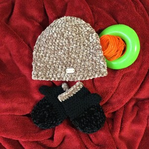 Child&#39;s Crocheted Beanie & Mittens, Toddler 1-2 yrs.