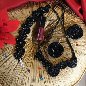 Sparkling Jewelry Ensemble, Crochet (Necklace, Earrings, Bracelet)