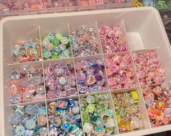 Ręcznie malowane koraliki akrylowe | Kawaii koraliki z kryształkami | Otwór 2,2 mm | Materiały do samodzielnego tworzenia biżuterii