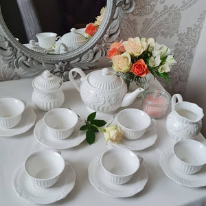 White Porcelain 22 piece TeasetPorcelain Teapot| Teapots| Teaparty | Table Setting| Gifts | Eid Gifts| Housewarming Gifts| Garden Party