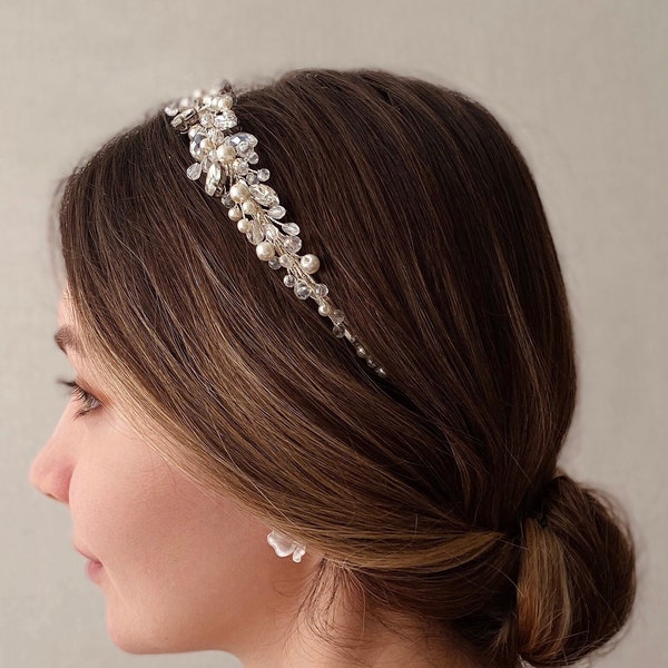 Pearl and Crystal Wedding Tiara, Pearl Bridal Tiara, Pearl Bridal Crown, Sparkling Wedding Headpiece, Bridal Headpiece, Thin Bridal Crown