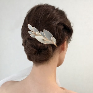 Wedding Gold hair comb with ivory leaves and zircons, Ivory comb