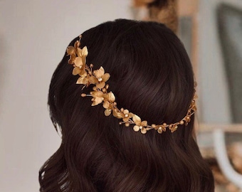 Wedding vine gold, gold wedding headpiece, flower headpiece for bride, wedding hairpiece, bridal hair wreath