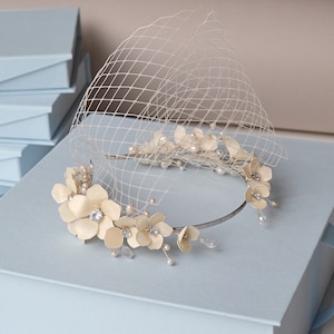 Wedding Birdcage veil with ivory flowers, Headband Birdcage veil image 7