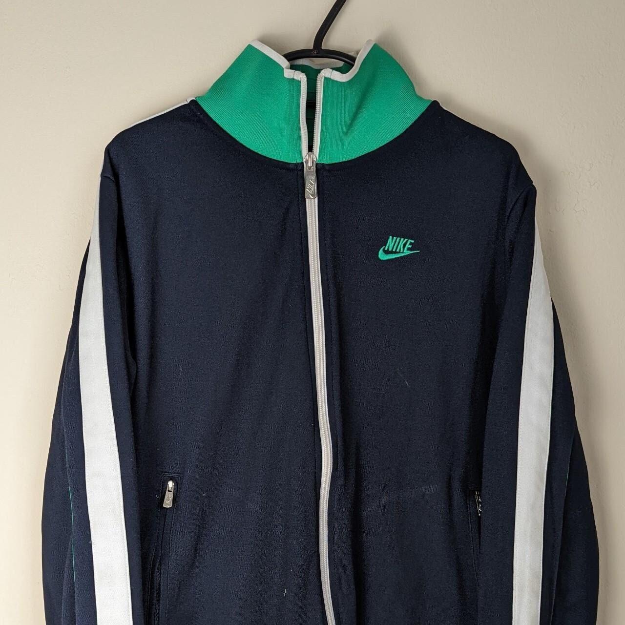 nike track top womens