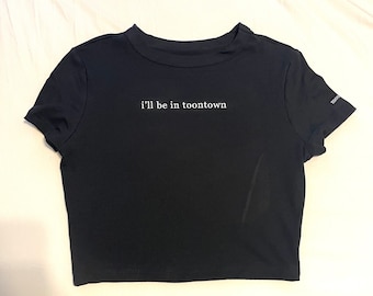 Ik kom in een showtown-shirt of crop-top