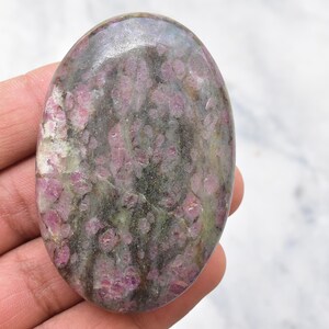 Collection Piece !! Crystal Rubellite Palmstone, Pink Tourmaline Crystal, Crystal Palmstone Gallet Madagascar 70x45x18 mm 529.30 Ct. A - 721
