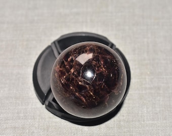 Garnet Dodecahedron Premium Garnet crystal gemstones  Natural Red Garnet Sphere Almandine Garnet Tumble 130.49 gm. 39x39x39 mm. B-321